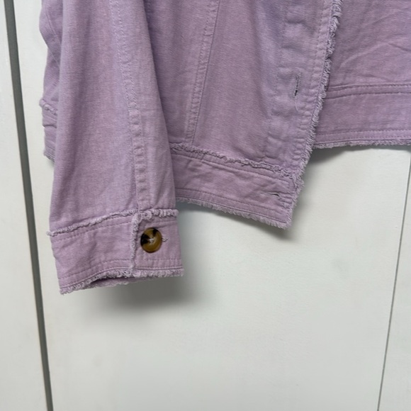 Light weight purple frayed jacket and matching overlay sweater - Picture 6 of 7